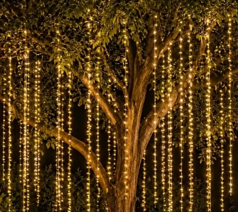 Installazione luminosa Azzarà Group