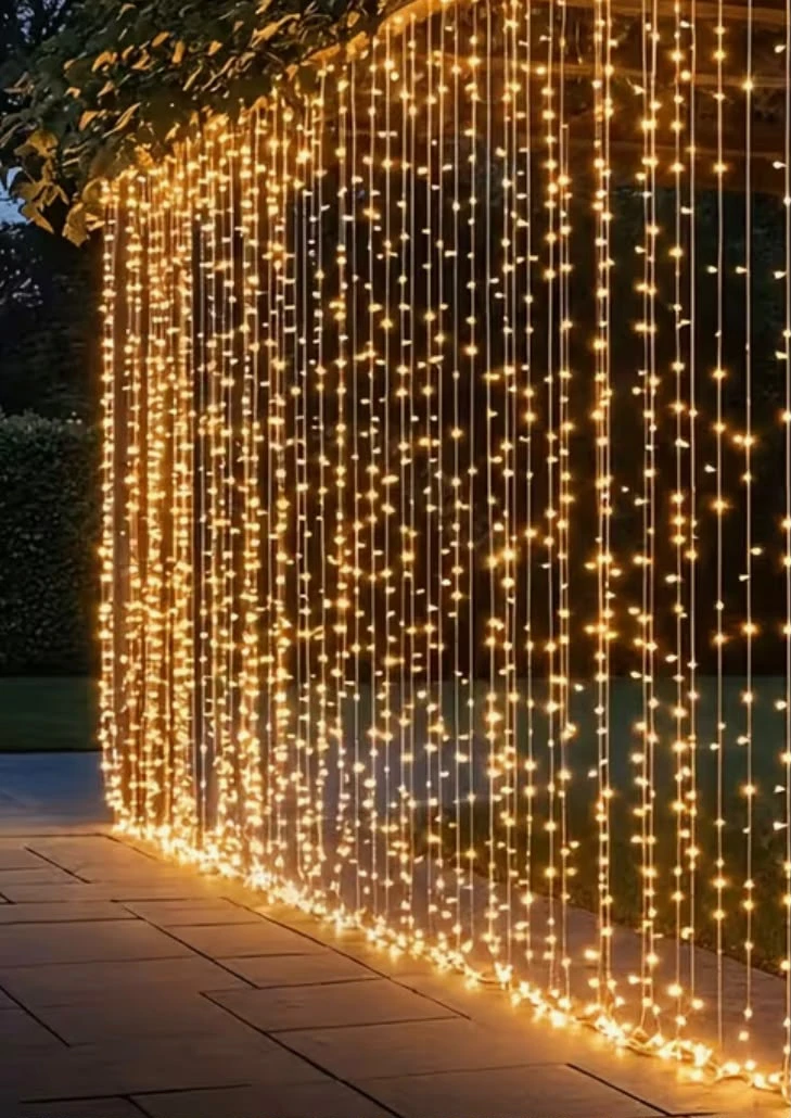 Installazione luminosa Azzarà Group